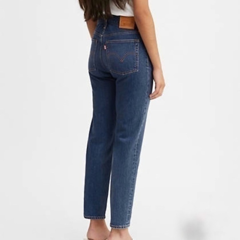 Levi's Premium WEDGIE FIT ANKLE WOMEN'S Jeans Size 24 dark wash
